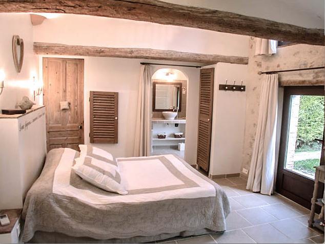 ベス・シュル・イソル L'Abri Du Poete Bed & Breakfast 部屋 写真